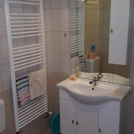 Vogel Agi Vendeghaza Apartmán *